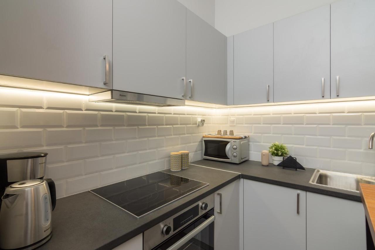 Spacious 2 Bedroom Apartment In Koukaki 아테네 외부 사진